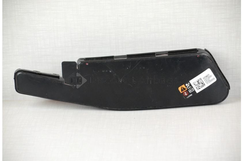 2018-2022 Chevrolet Colorado Front Left Driver Seat Airbag 84285631 OEM Genuine