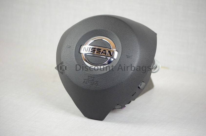2017-2020 Nissan Rogue Left Driver Wheel Airbag Black Genuine Chrome Emblem OEM